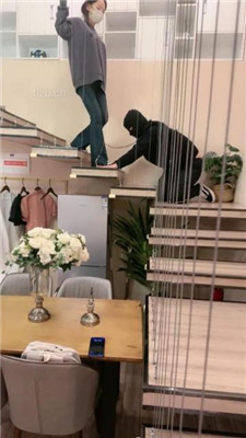 图片[3]-【九九女王】双S-教训出轨男-遛狗爬行/骑马/舔脏鞋底/踩踏-BD绳艺资源