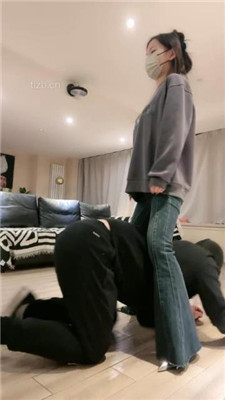 图片[8]-【九九女王】双S-教训出轨男-遛狗爬行/骑马/舔脏鞋底/踩踏-BD绳艺资源